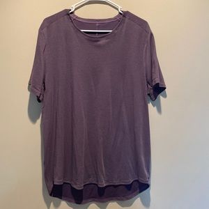 Lululemon T-Shirt